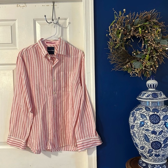 Men’s Tommy Bahama Pink and White 100% Linen Striped Button Down Shirt Size M - Picture 1 of 7